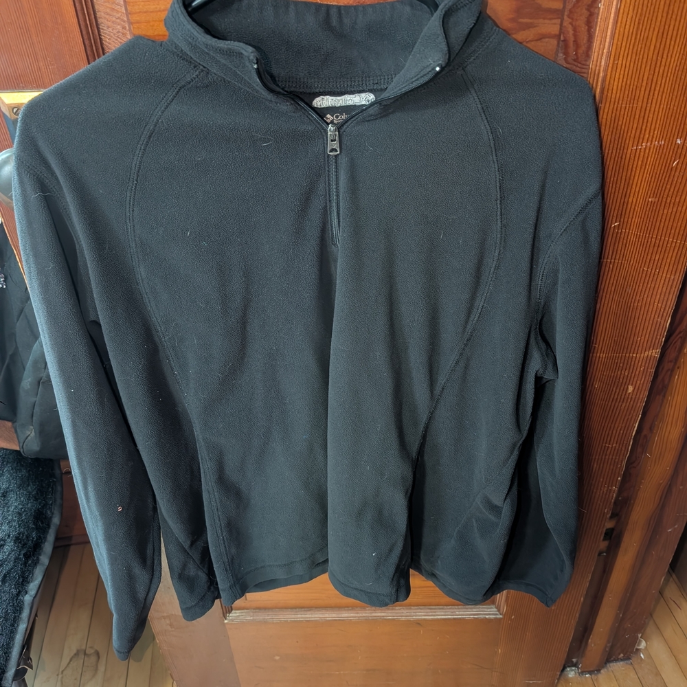 Columbia Women's Black Zip-Up Top
